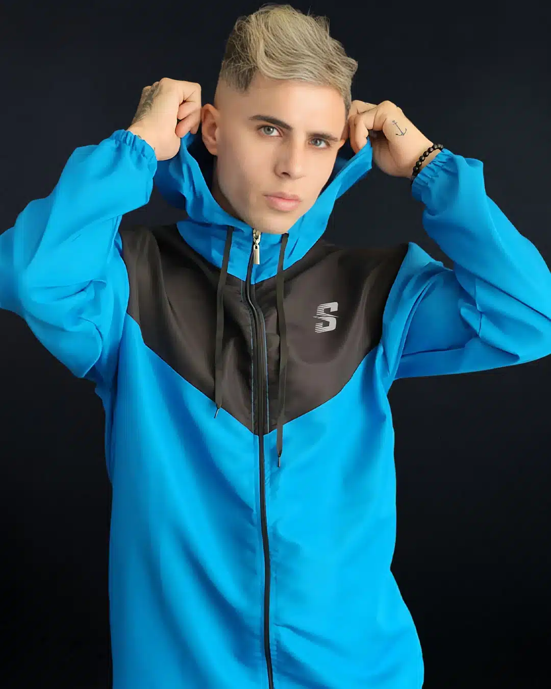 corta-vento-personalizado-azul-e-preto-supercom-empresas